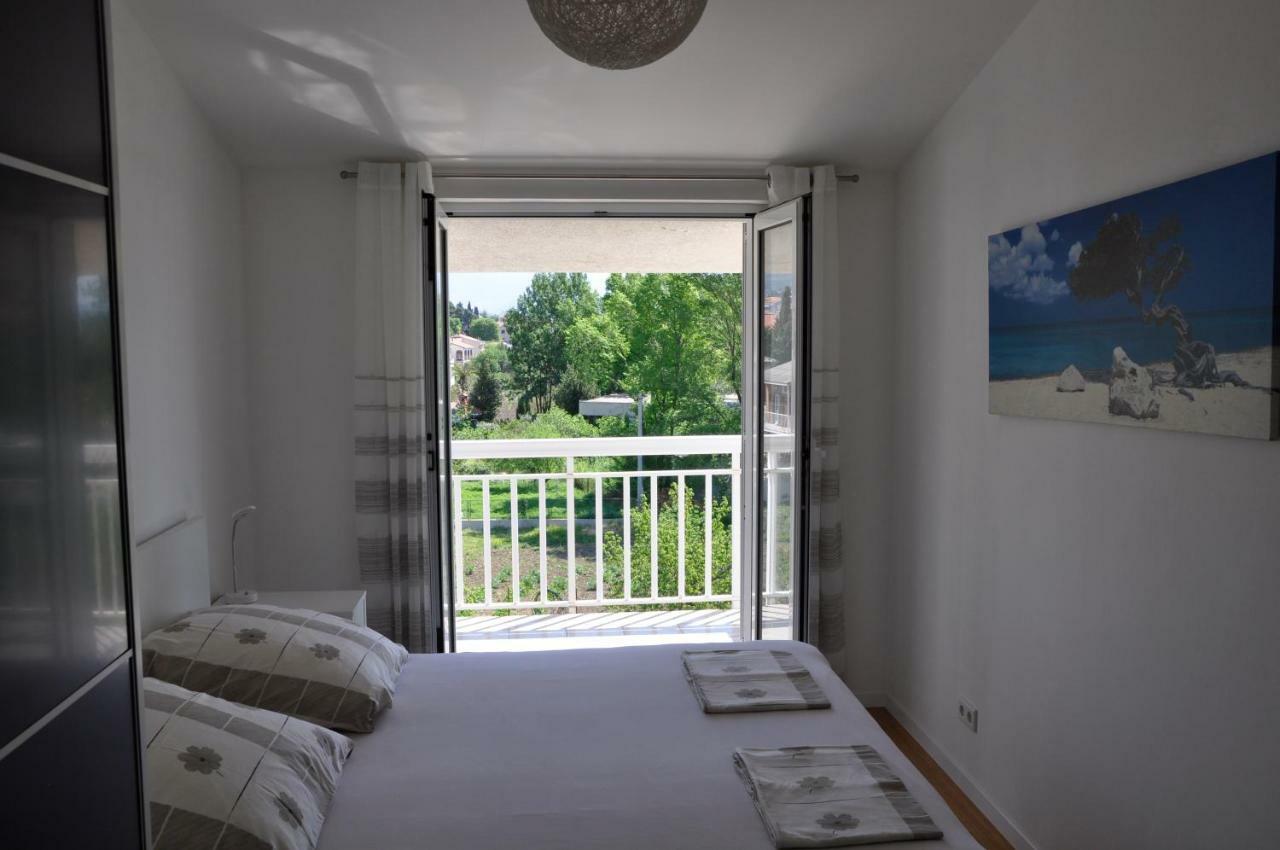 Villa Flora Kaštela Eksteriør billede